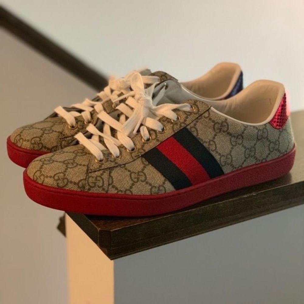 Gucci